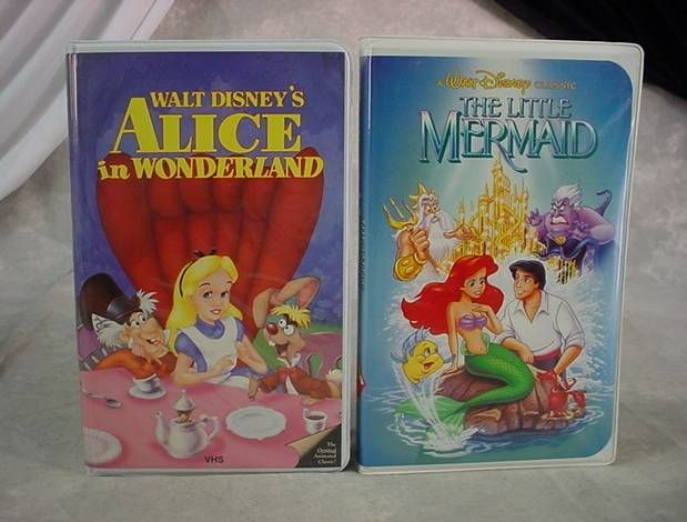 12 WALT DISNEY VHS MOVIES Alice in Wonderland LIKE NEW  