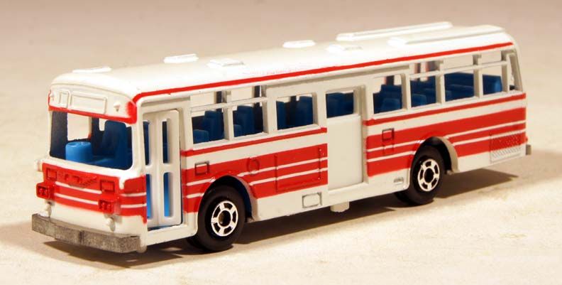 DL Japanese 1/100 Lot of (8) Hino Buses  