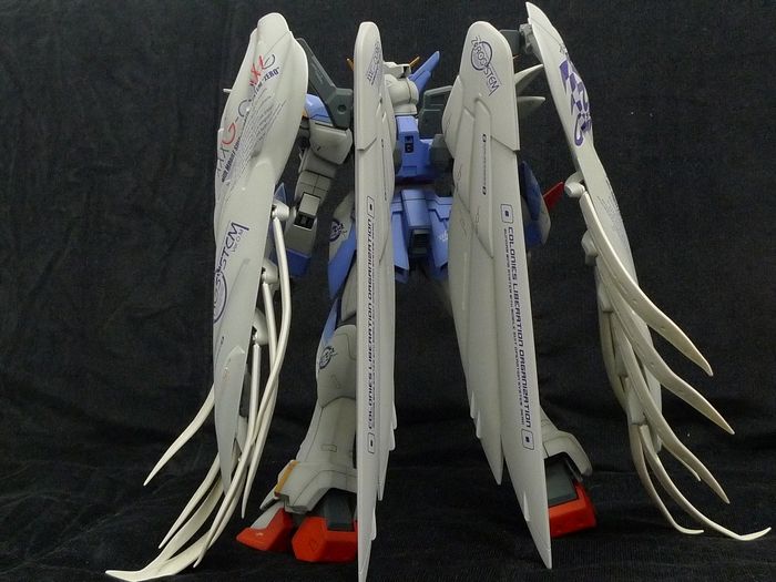 Bandai 1/60 PG Gundam Wing Zero Custom Professionally Finished Model 