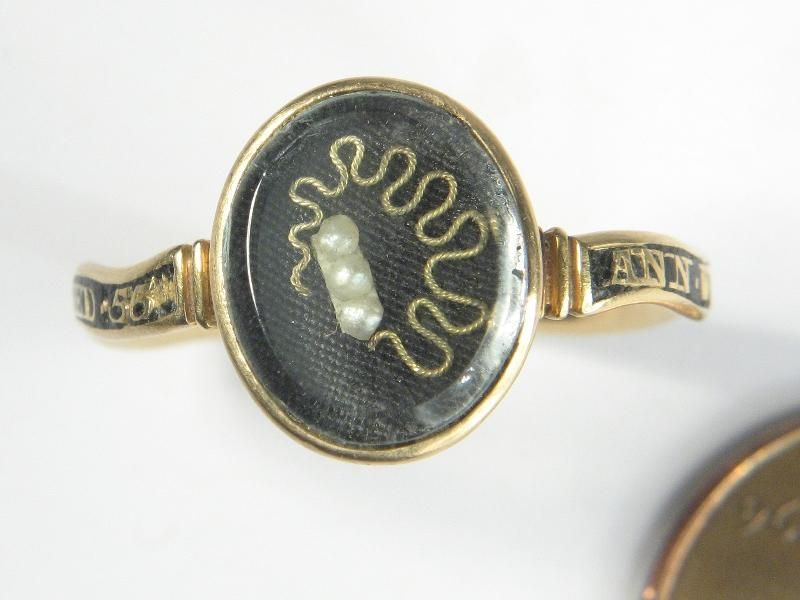   GEORGIAN ENGLISH 18K GOLD ENAMEL MOURNING RING c1765 ANN WOODHOUSE