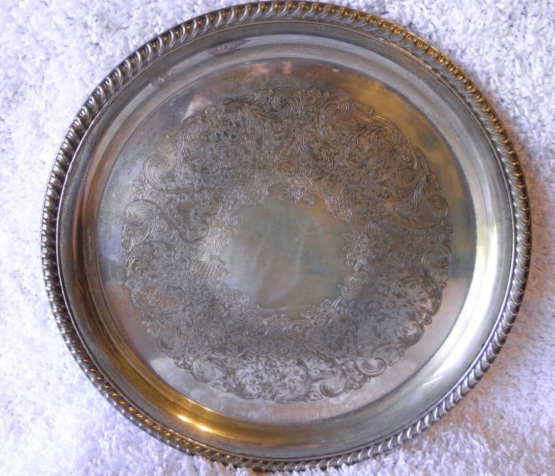 reduced VINTAGE 12 1/4 Wm.ROGERS SILVERPLATE ROUND TRAY 171  