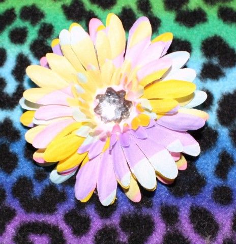 NEW Tie Dye / Neon Daisys   Buy 12 get 1 FREE  