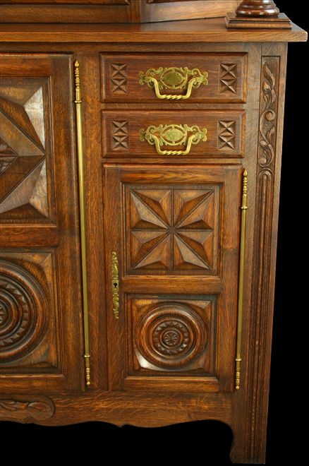 VINTAGE FRENCH RENAISSANCE BUFFET CABINET SIDEBOARD  