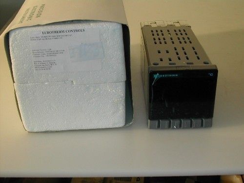 PRECISION TEMPERATURE CONTROLLER EUROTHERM 902S   NEW  