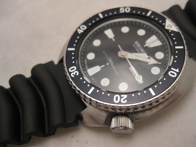 MINTY CONDITION VINTAGE SEIKO 6309 7040 AUTOMATIC DIVE WATCH NEWLY 