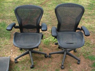 HERMAN MILLER ERGONOMIC OFFICE AERON CHAIR LOT SIZE B AND C  