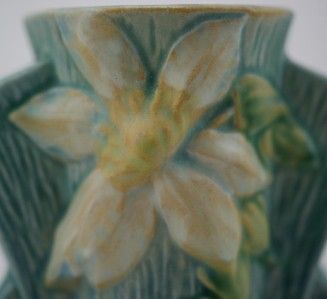 ROSEVILLE CLEMATIS 5 TRIPLE BUD VASE IN RICH AZURE BLUE GLAZES 192 5 