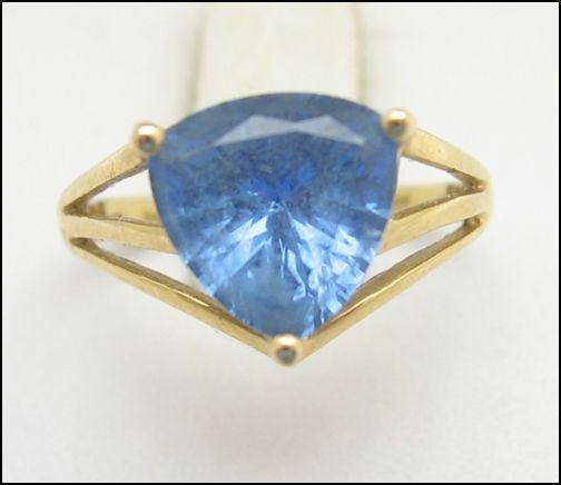 14K GOLD RING Lite BLUE TRIANGLE DQ CZ Size 6  