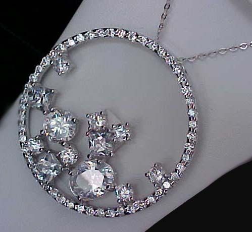 Celebrity style BIG & BOLD 11 carats cz CIRCLE PENDANT  