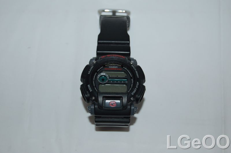 Casio DW 9052 Black G SHOCK 200m Mens Watch AS IS  