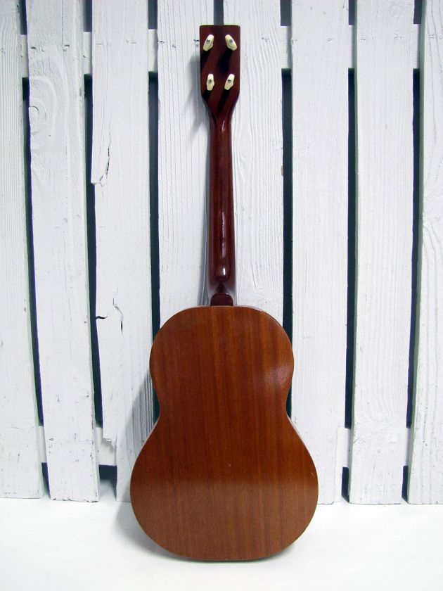 VINTAGE 1950S SILVERTONE BARITONE UKULELE UKE  