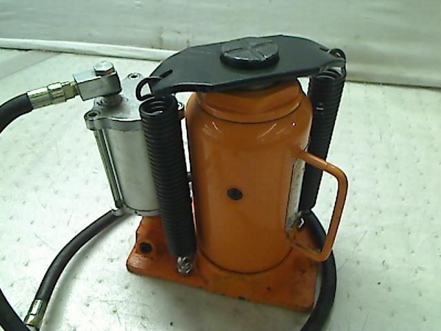 20 TON AIR OVER HYDRAULIC JACK  