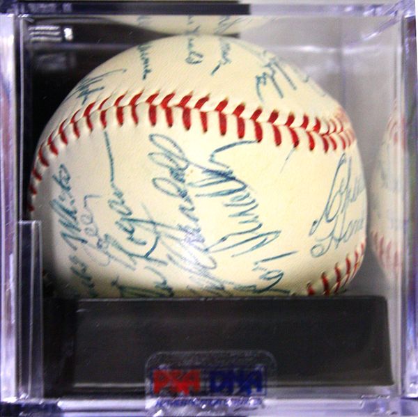 1954 BRAVES TEAM w/ HANK AARON SIGNED AUTOGRAPHED BASEBALL GRADED PSA 