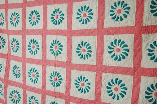 UNUSUAL Hand Stitched Vintage Petal Wreath Antique Quilt ~STUFFED 