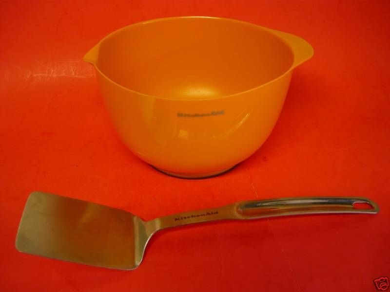 KITCHENAID ORANGE MIXING BOWL STAINLESS STEEL SPATULA  