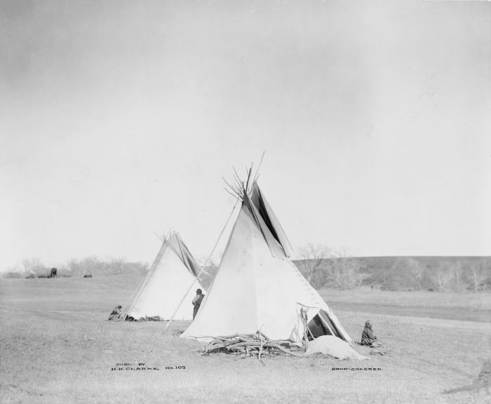 Description Late 1800s Pawnee Indian camp PHOTO