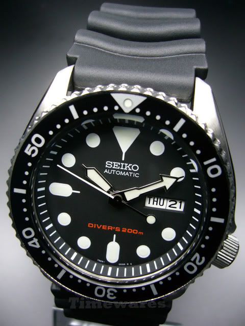 Seiko Automatic DIVERS 200m Watch Rubber Band SKX007K  