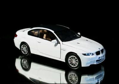 2008 BMW M3 Coupe MOTORMAX Diecast 124 Scale   White  