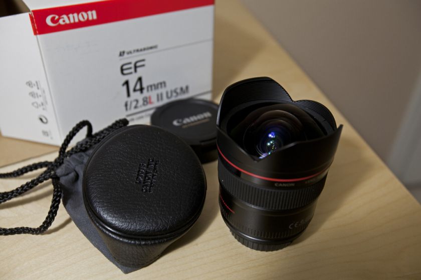 Canon EF 14 mm F/2.8 II USM Lens 4960999450070  