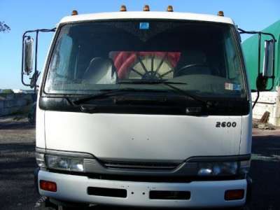 2000 Finn BB 808 Bark Blower with 1999 Nissan UD2600 Truck  