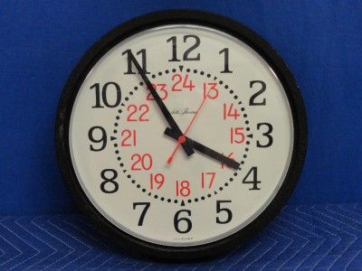 13.5 Black Plastic Seth Thomas 24 Hour Wall Clock DD26  