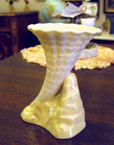 1965  1980 IRISH BELLEEK CORNUCOPIA TINY VASE  