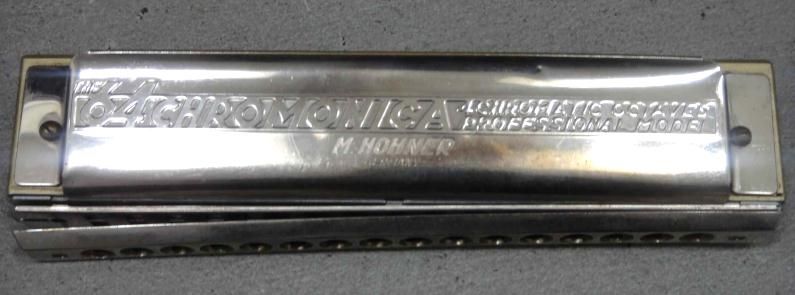 antique PROFESSIONAL HOHNER HARMONICA w/ORIG BOX 64chr  