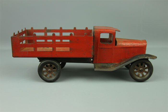 1931 Wyandotte Toys Pressed Steel Stake Truck #325  