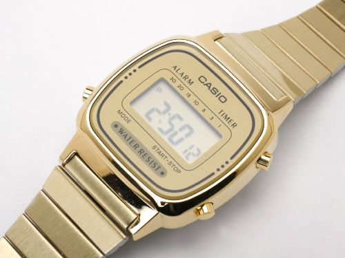 LATEST CASIO LA670WGA 9D LA670GA VINTAGE DIGITAL LADIES GOLD WATCH NEW 