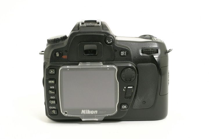 Nikon D80 10.2 MP Digital SLR Camera Body Only D 80 Auto Focus DSLR 