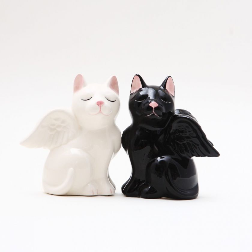   ANGEL CATS ATTRACTIVES CERAMIC MAGNETIC SALT PEPPER SHAKERS  