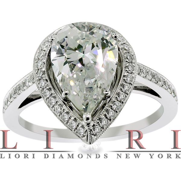   PEAR SHAPE VINTAGE STYLE DIAMOND ENGAGEMENT RING 18K   ER 809  