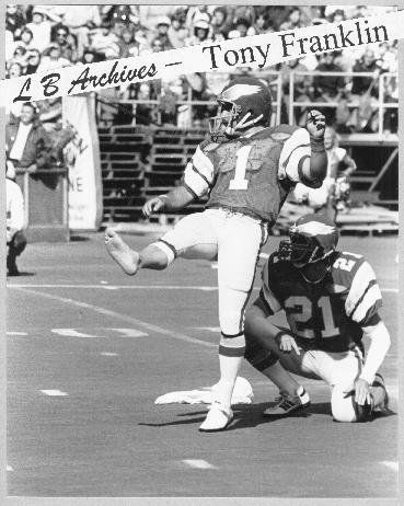 TONY FRANKLIN Eagles Aggies Patriots bare foot Photo  