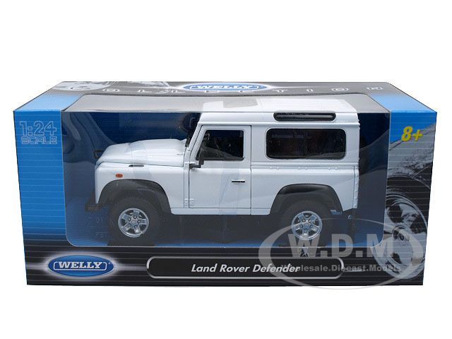 24 scale diecast car model of Land Rover Defender White die cast car 