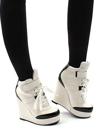 RUNWAY GOTH PUNK ROCK N ROLL PLATFORM MAGIC LACE ANKLE SNEAKER BOOTIE 